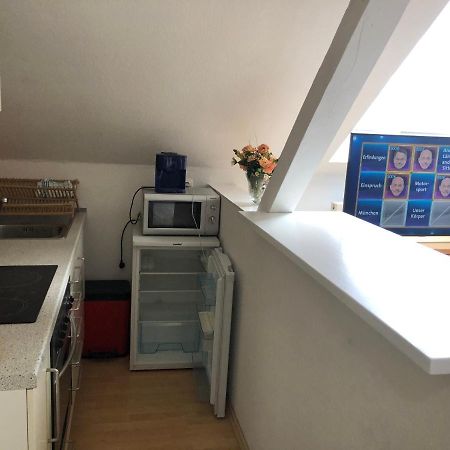 45 M² Maisonette-Wohnung In Uni-/Hauptbahnhofnaehe Duisburg Luaran gambar